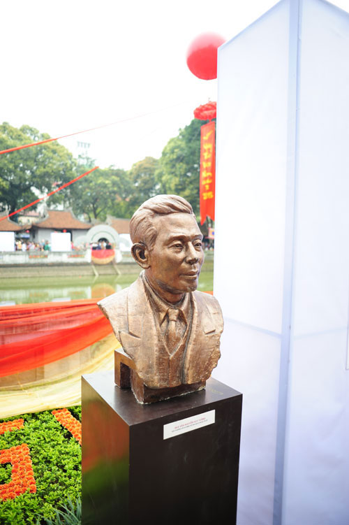 Ảnh tượng chân dung nhà văn Nguyễn Huy Tưởng